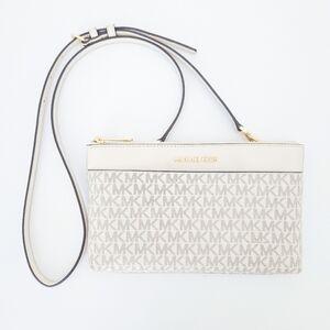 Michael Kors Cream White Pebble Coated Leather Jet Set Crossbody Handbag w COA